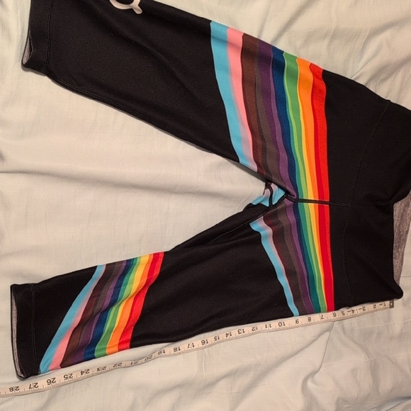 Peloton Colorful Striped Leggings Large - Picture 5 of 6